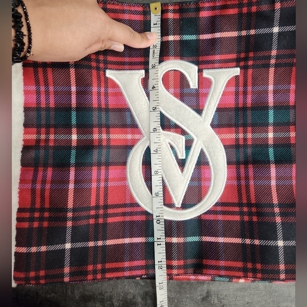 Victorias Secret Red Plaid Holiday Large Tote Bag Christmas - Picture 6 of 8
